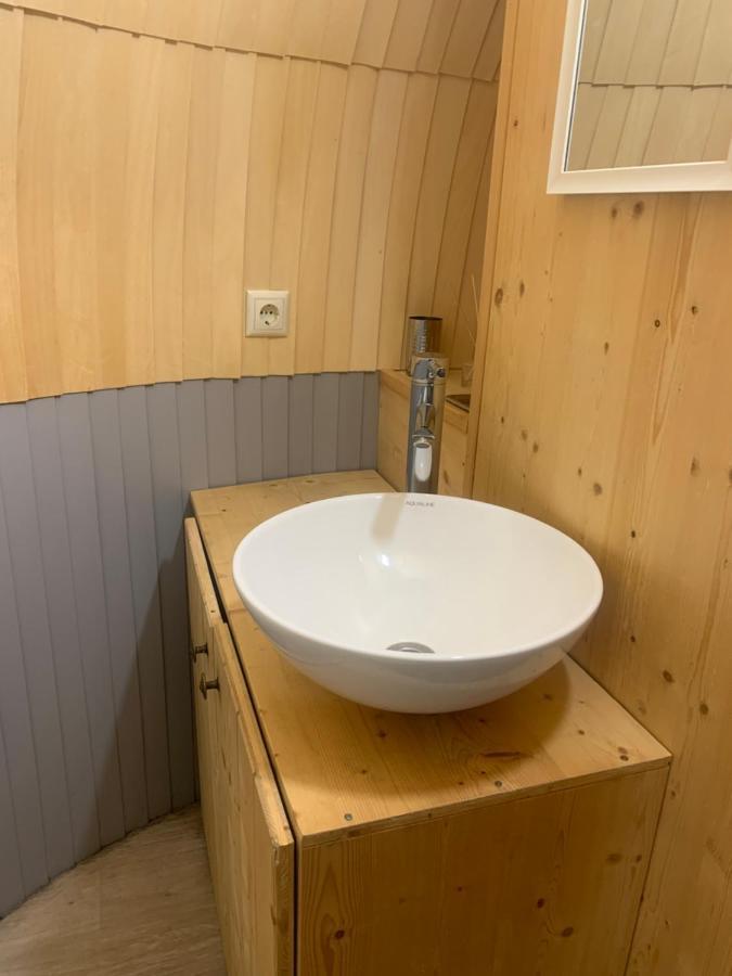 Cabane En Bois Avec Bain Nordique Et Sauna Marigny (Jura) Exterior foto